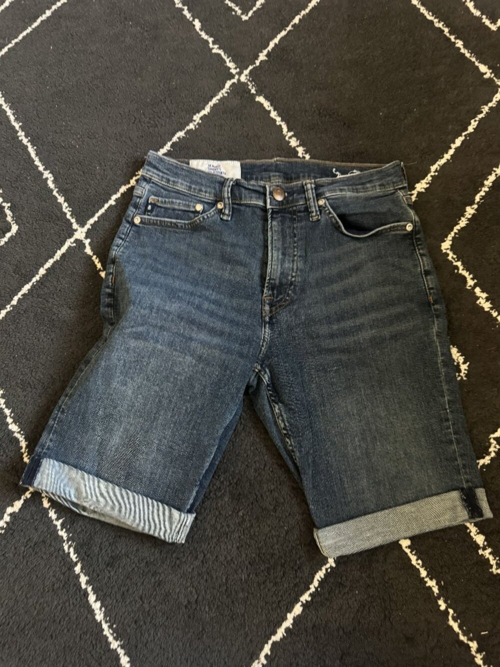 💰 30% Discount Filler - Slim Cuffed Denim Shorts
